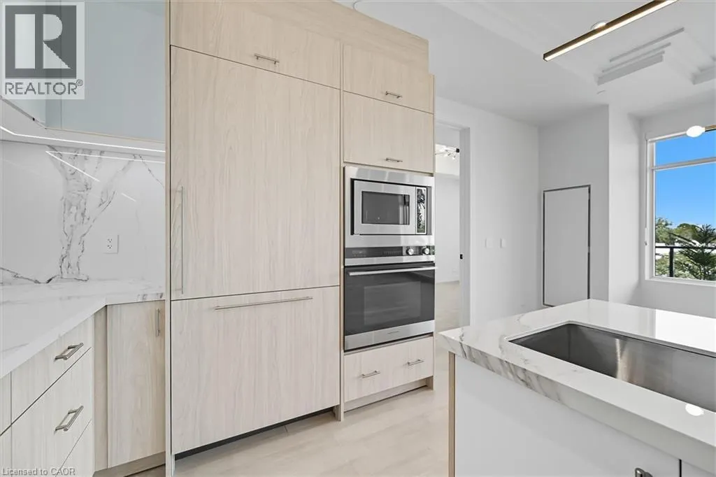 123 MAURICE Drive Unit# 409, #409
