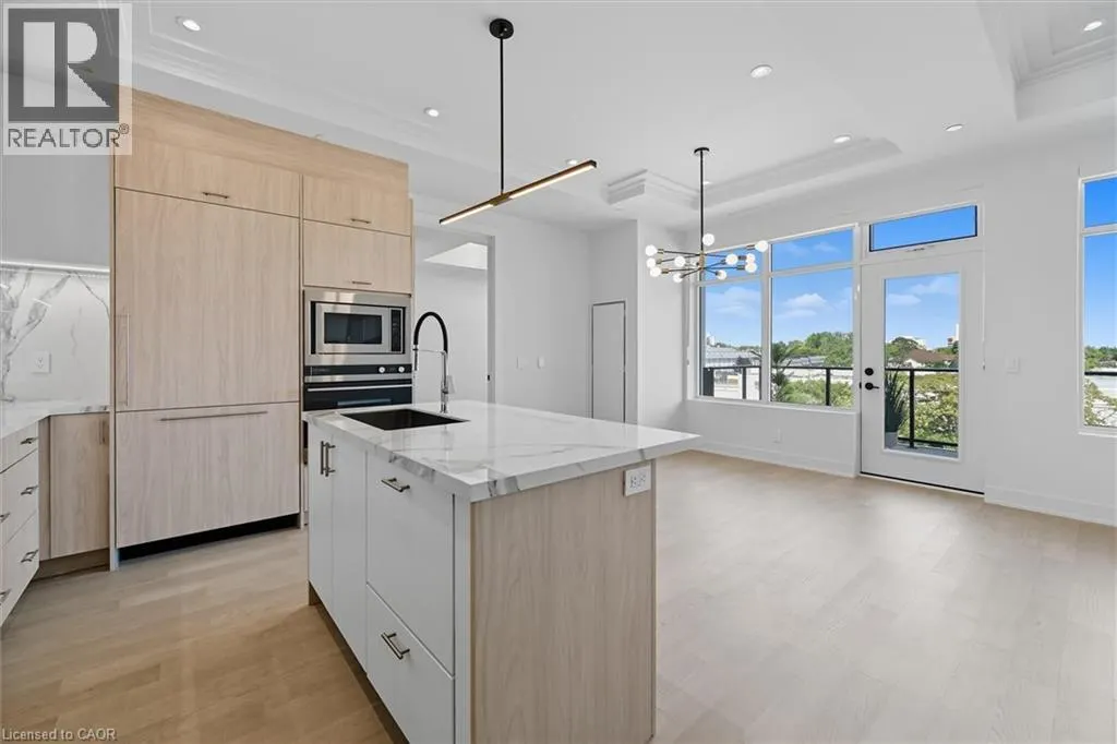123 MAURICE Drive Unit# 409, #409