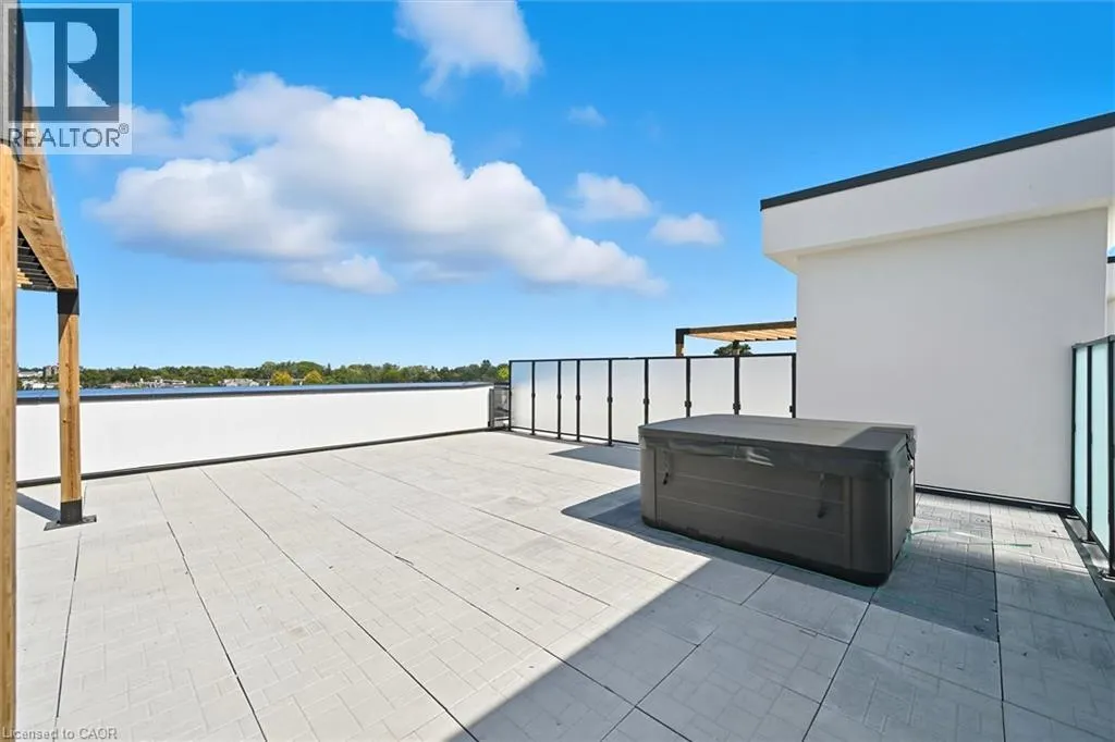 123 MAURICE Drive Unit# 409, #409