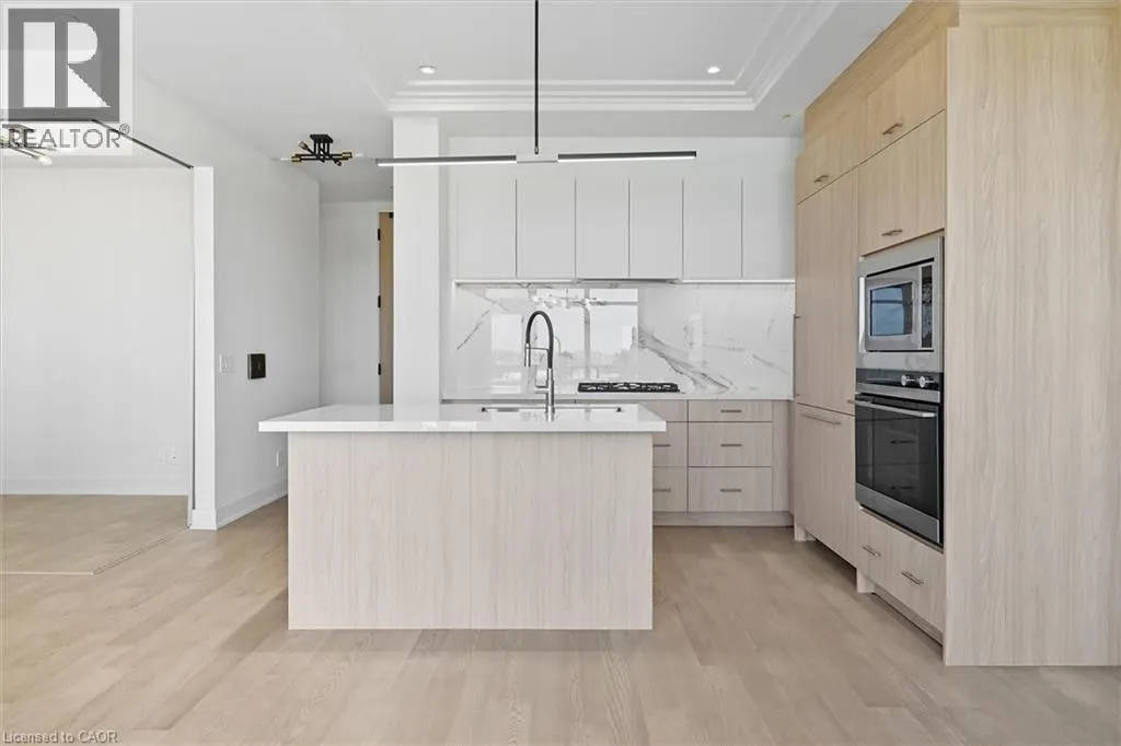 123 MAURICE Drive Unit# 409, #409