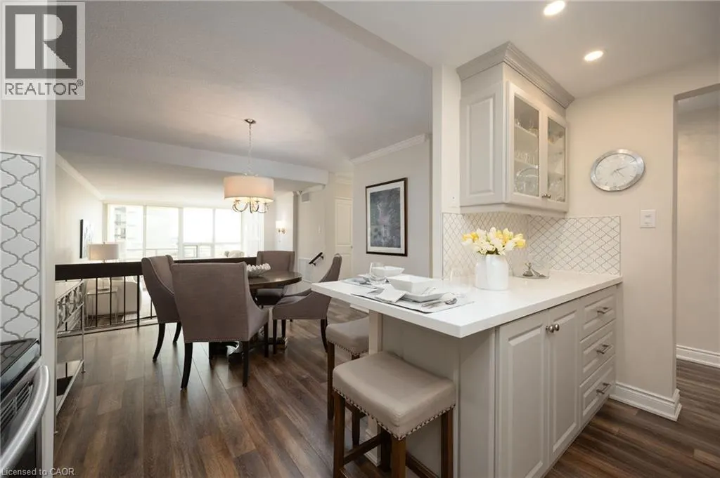 1359 WHITE OAKS Boulevard Unit# 804, #804