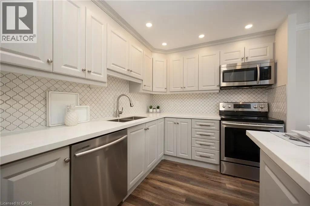 1359 WHITE OAKS Boulevard Unit# 804, #804