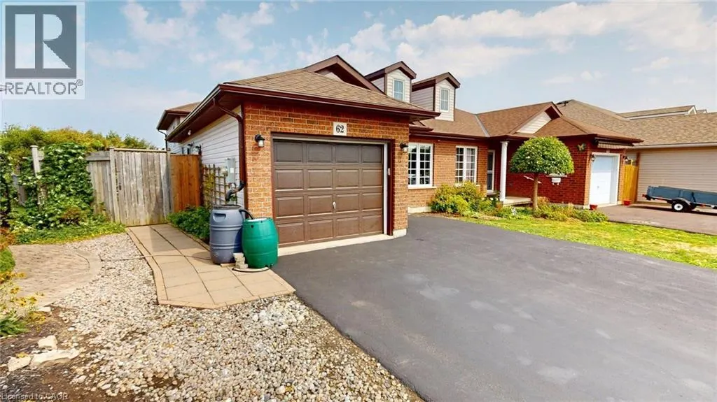 62 GOLDEN ACRES Drive