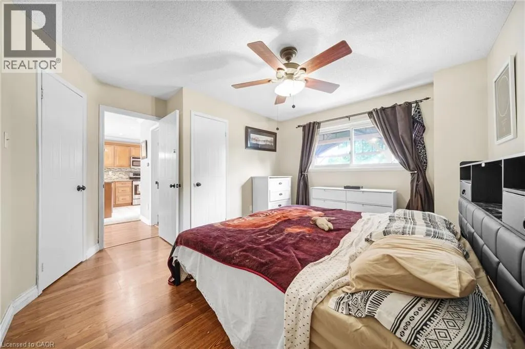 79 MCCARTHY Crescent