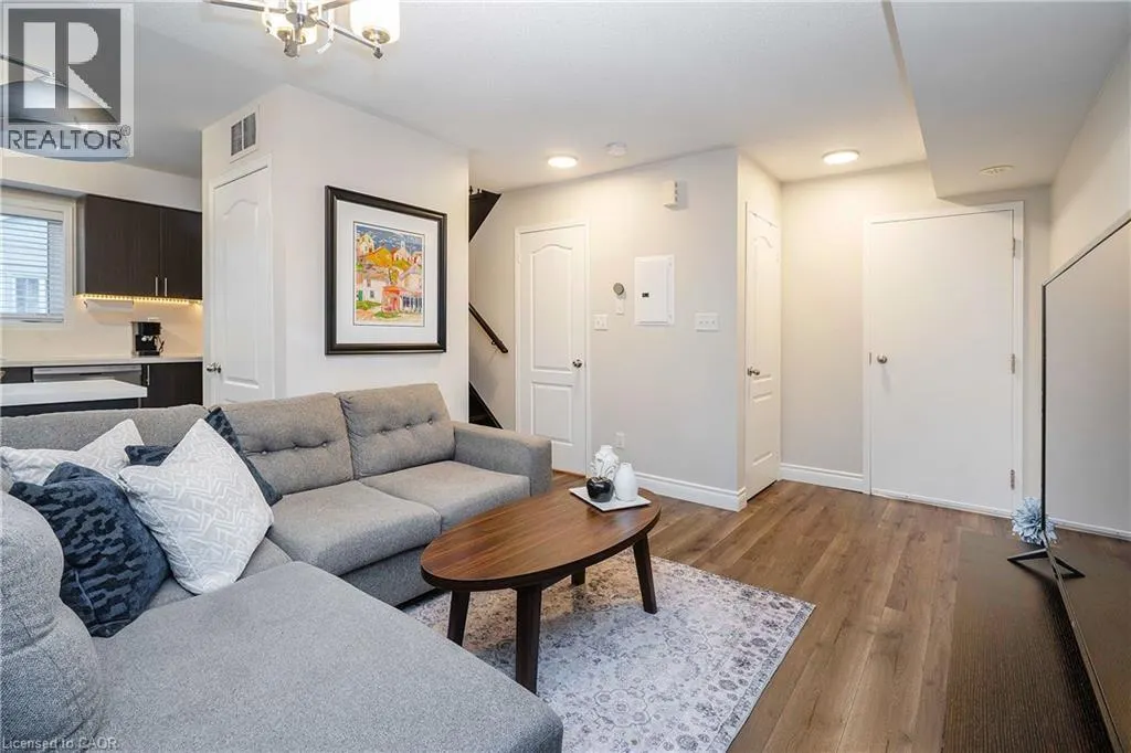47 HAYS Boulevard Unit# 3, #3