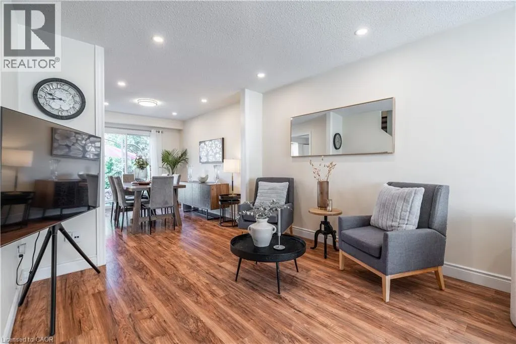 522 ROSEHEATH Drive