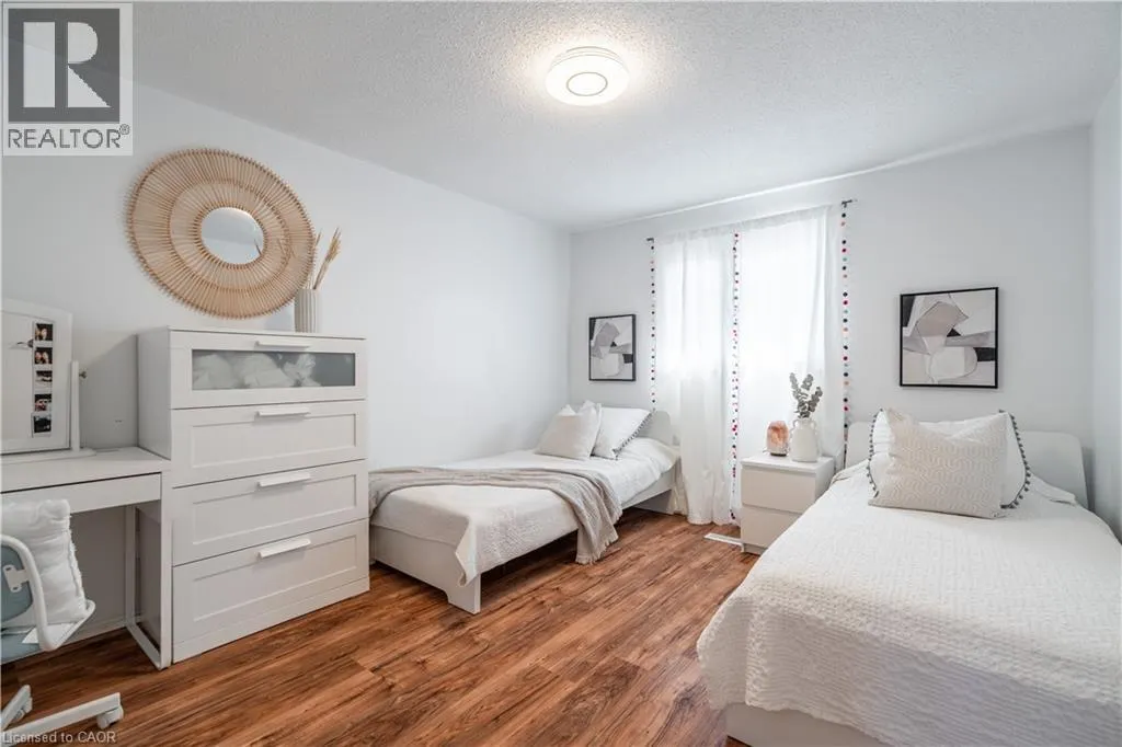 522 ROSEHEATH Drive