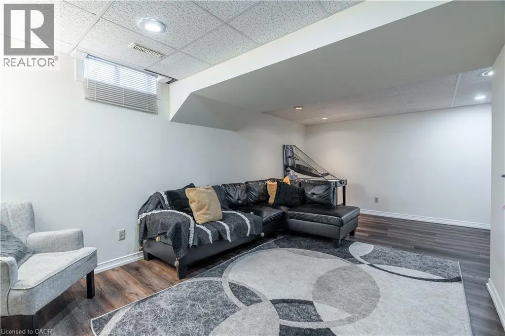 522 ROSEHEATH Drive