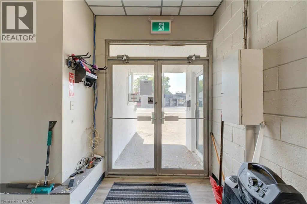 50 KING GEORGE Road Unit# 1, #1