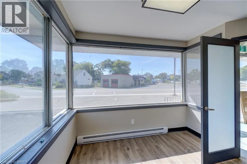 50 KING GEORGE Road Unit# 1, #1