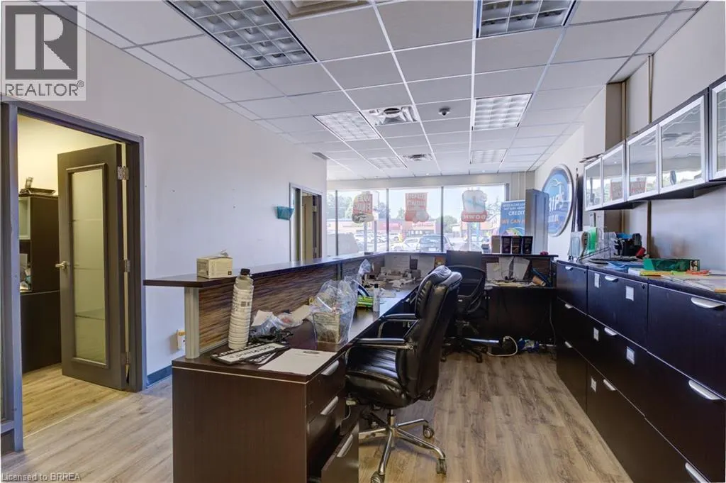 50 KING GEORGE Road Unit# 1, #1