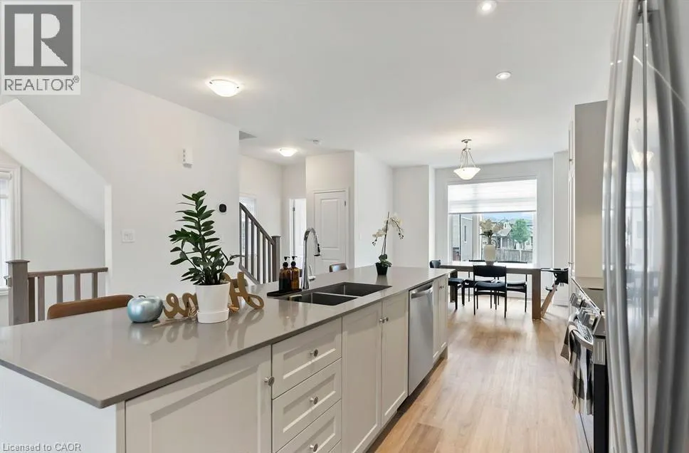 46 CAPSTONE Lane