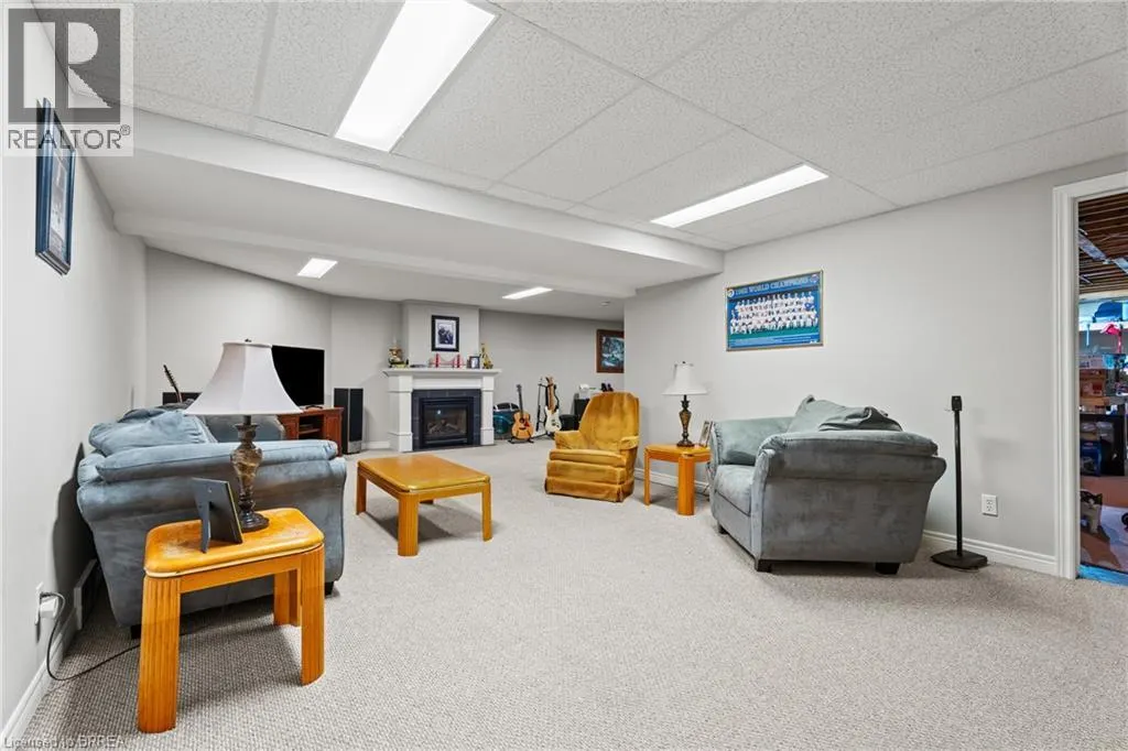 3168 SWIMMING POOL Road