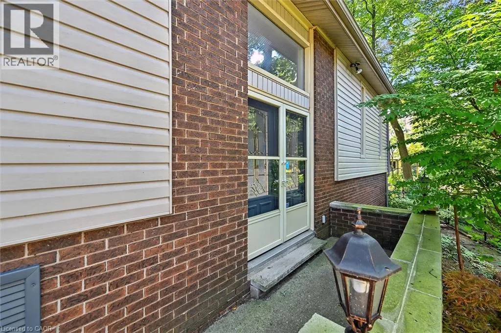 768 KING Road