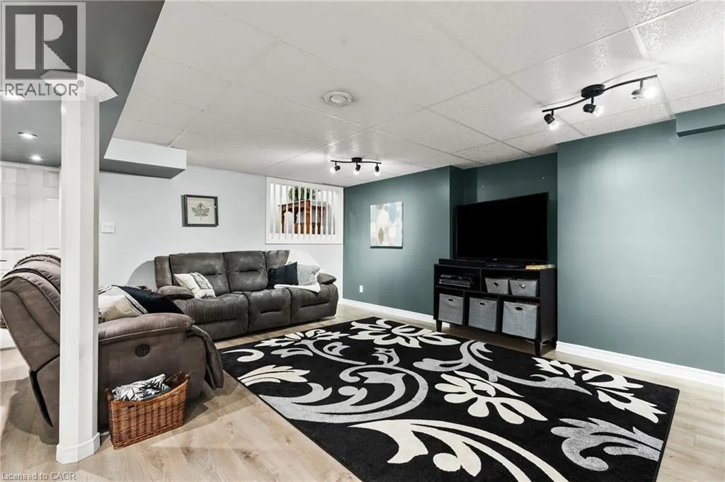 251 HAWKSWOOD Trail