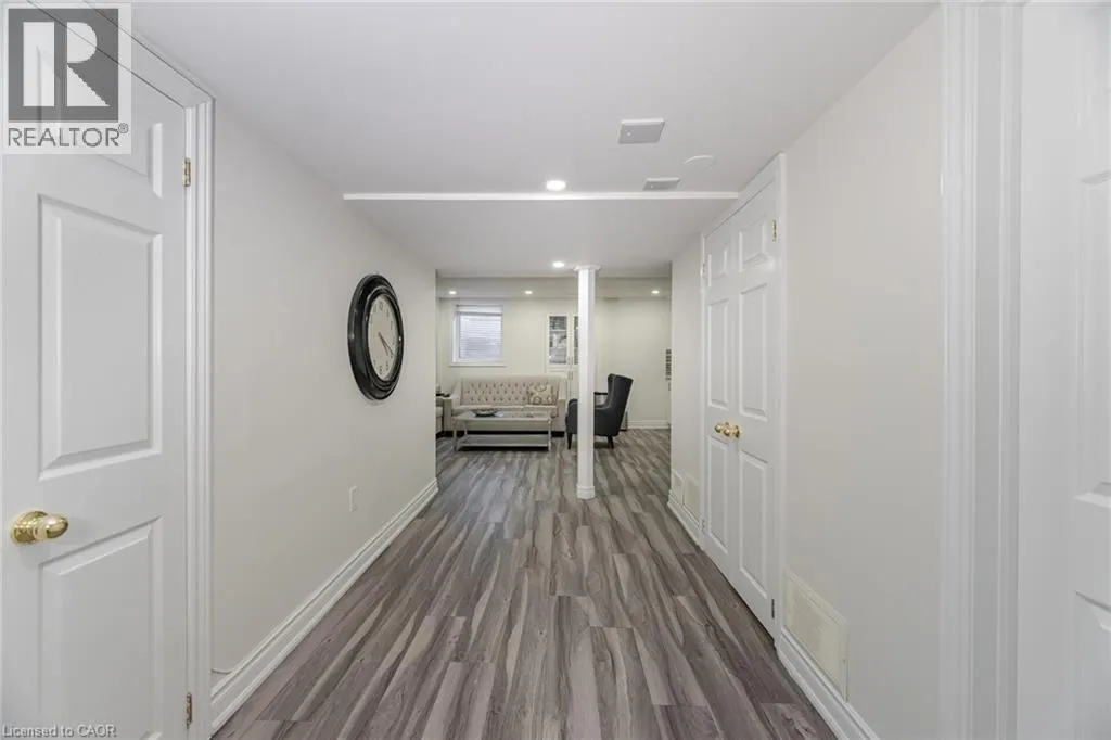 5 FREEDOM OAKS Trail