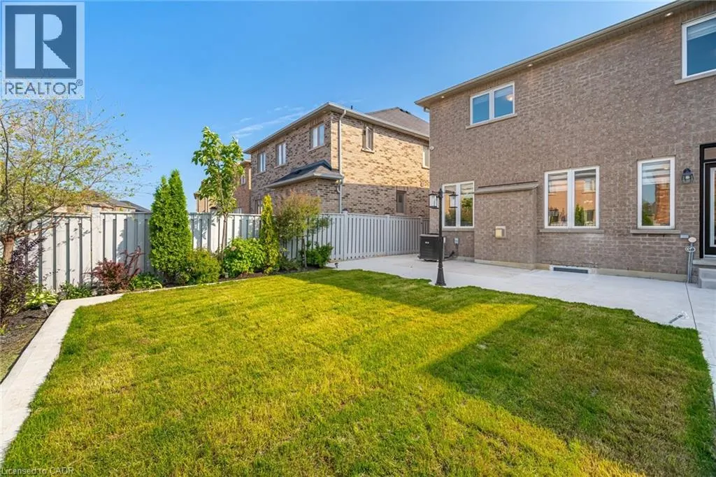 5 FREEDOM OAKS Trail