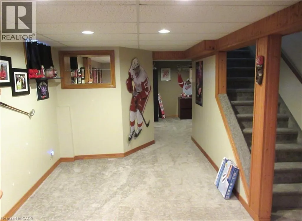 1 AGAWAM Court