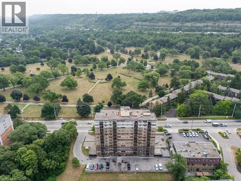 1950 MAIN Street W Unit# 202, #202