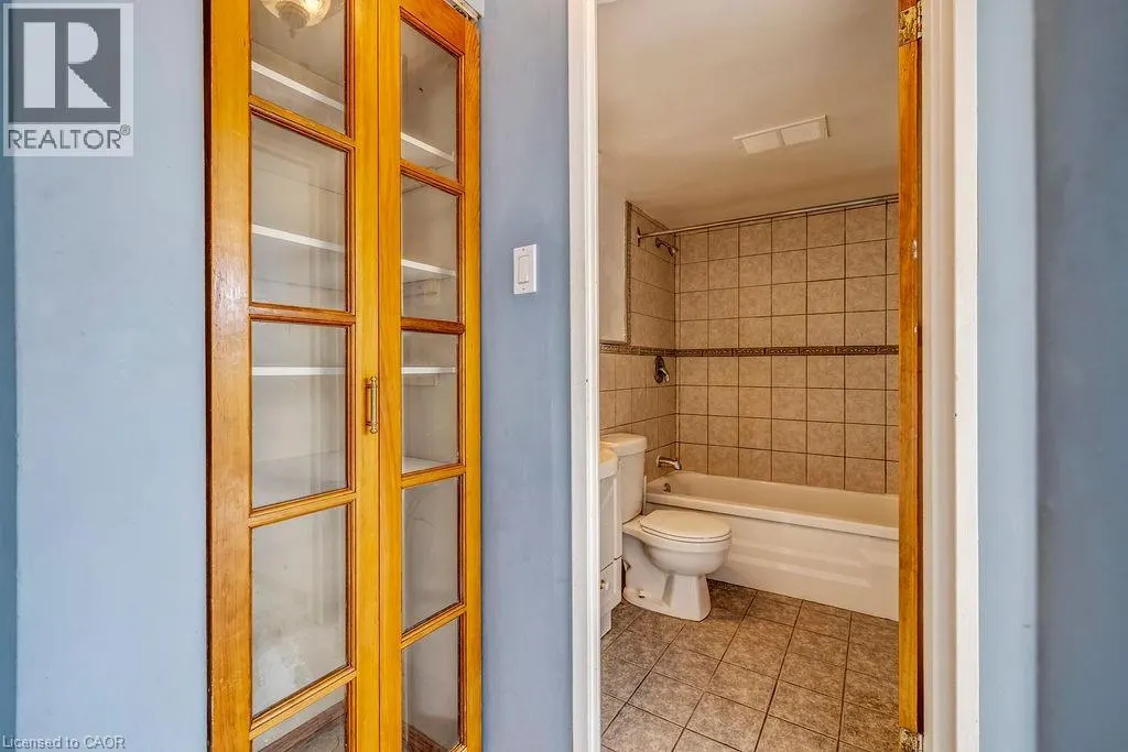1950 MAIN Street W Unit# 202, #202
