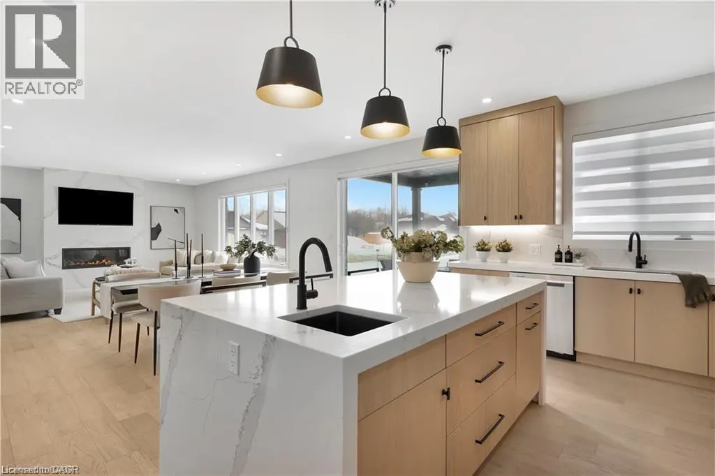 LOT 1 AVERY Place