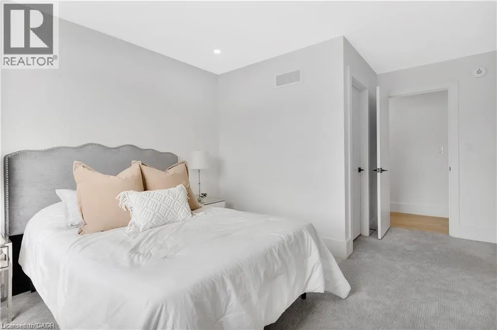 LOT 1 AVERY Place