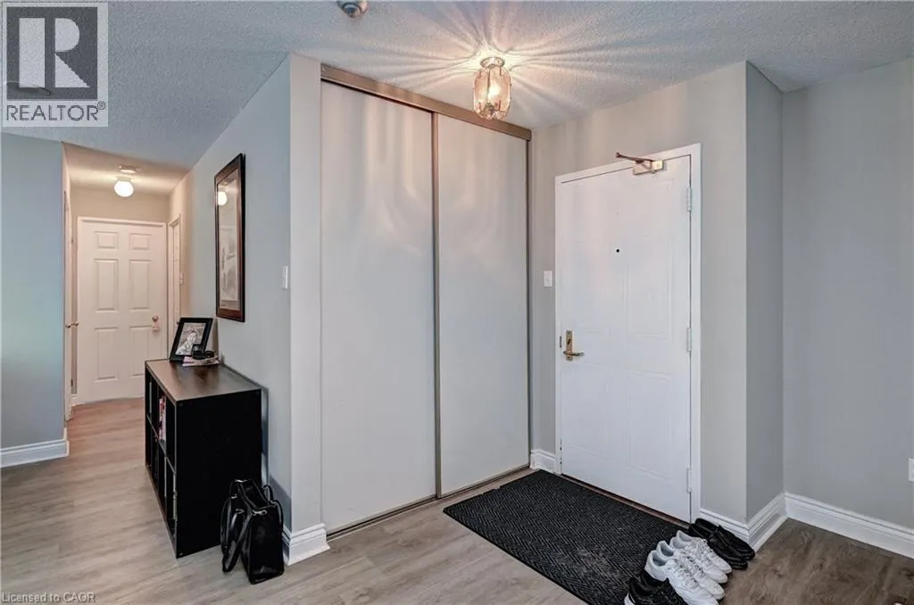 265 WESTMOUNT Place Unit# 210, #210