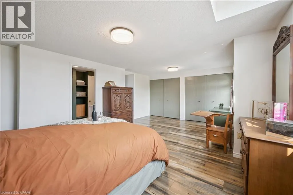76 ELMA Place