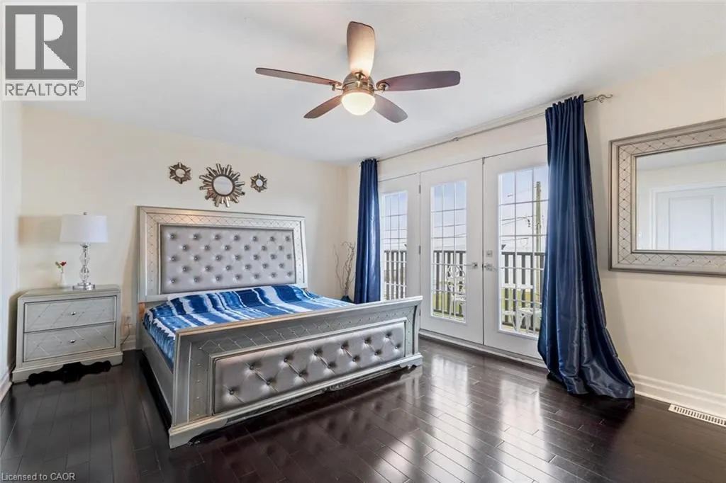 1073 N SERVICE Road