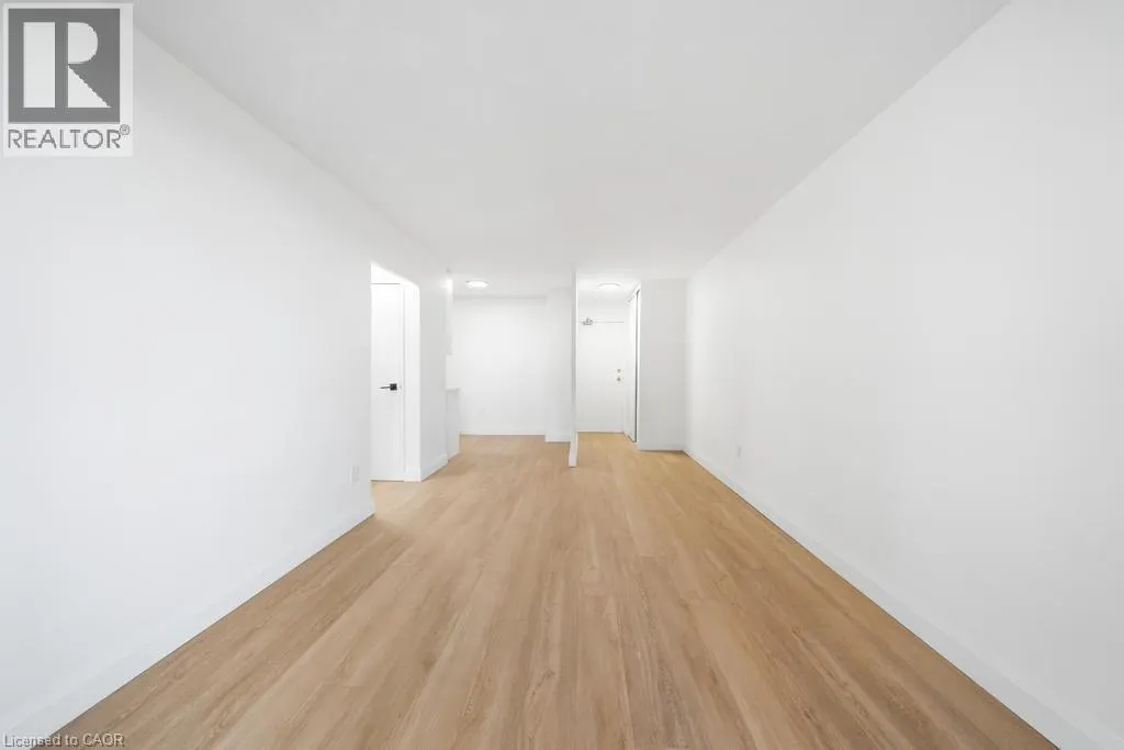 223 JACKSON Street W Unit# 808, #808