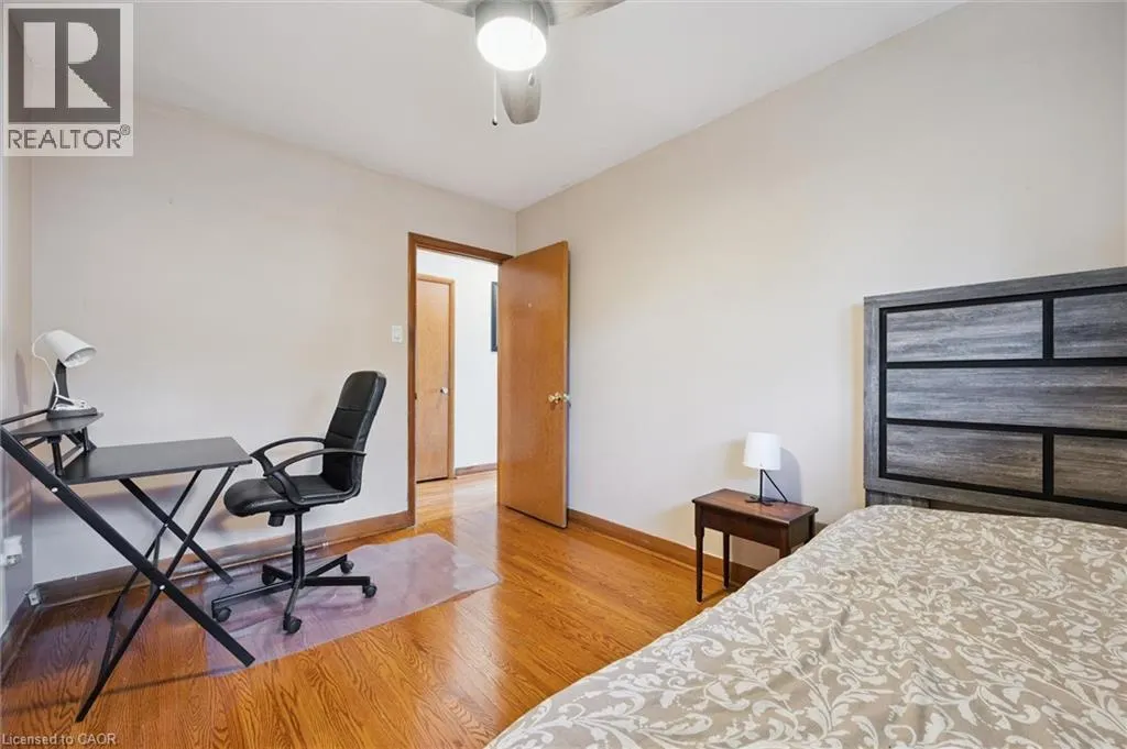 18 CAMBRIDGE Avenue Unit# Rms. 1 & 3, #Rms. 1 & 3