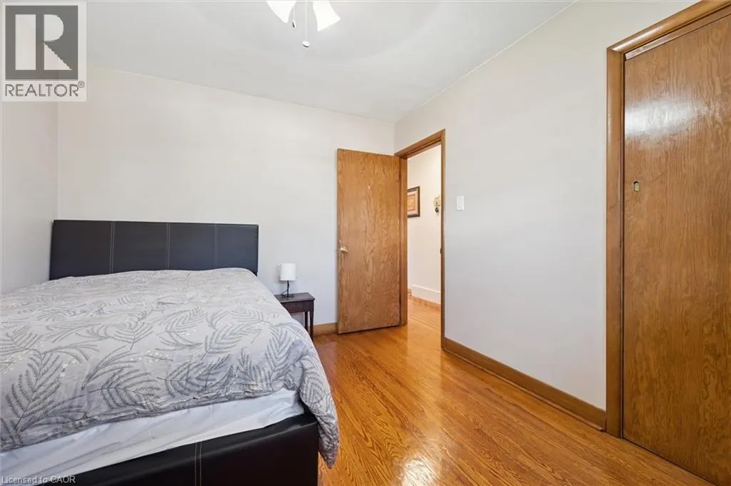 18 CAMBRIDGE Avenue Unit# Rms. 1 & 3, #Rms. 1 & 3