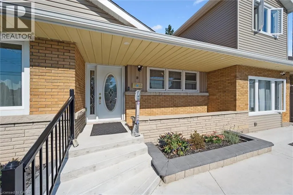 18 CAMBRIDGE Avenue Unit# Rms. 1 & 3, #Rms. 1 & 3