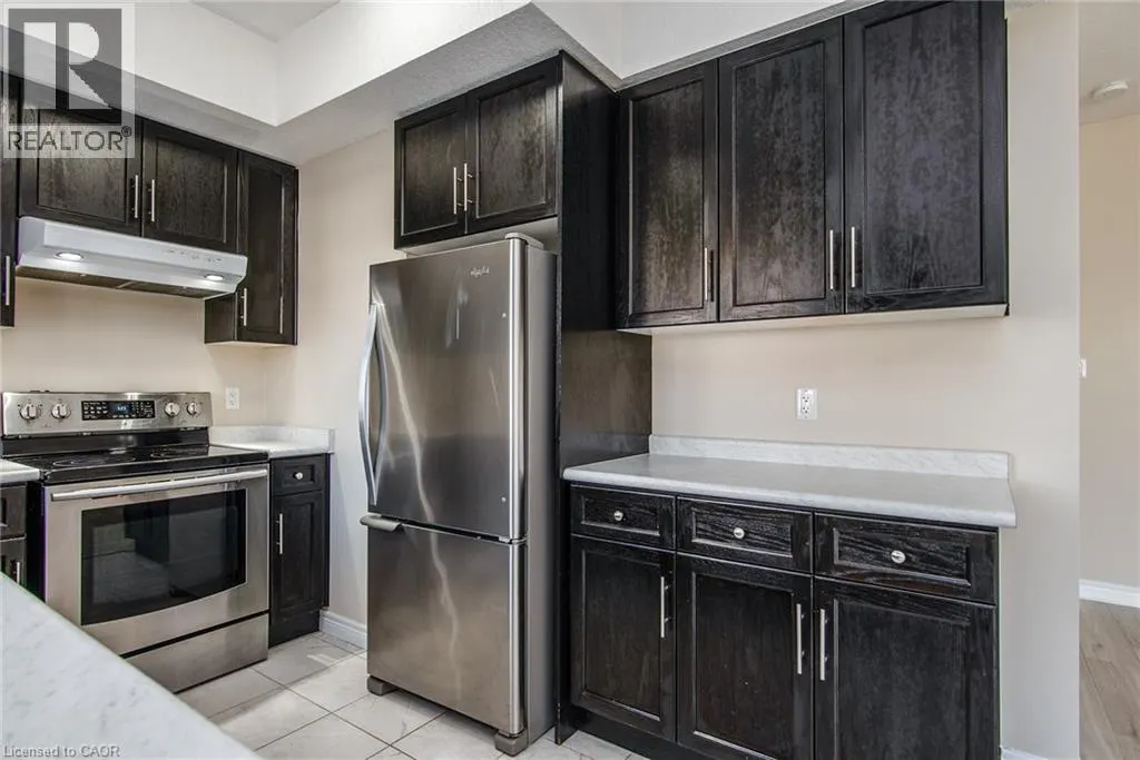 70 WILLOWRUN Drive Unit# H 3, #H 3