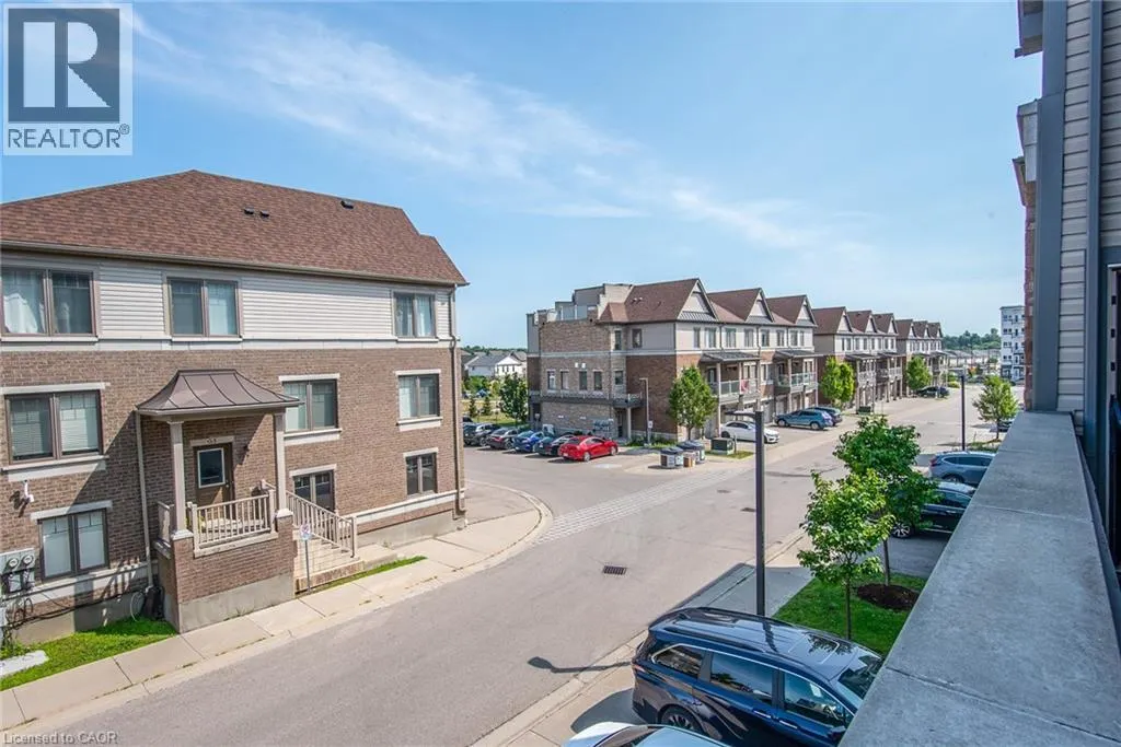 70 WILLOWRUN Drive Unit# H 3, #H 3