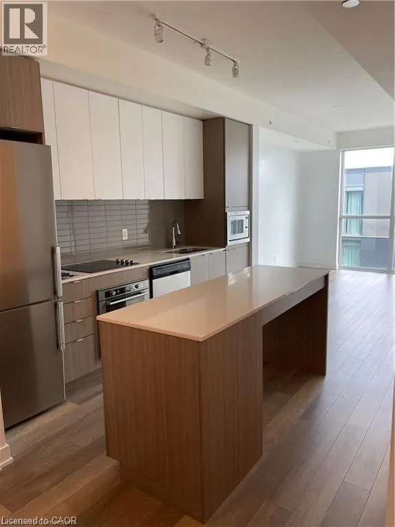 5220 DUNDAS Street Unit# 412, #412