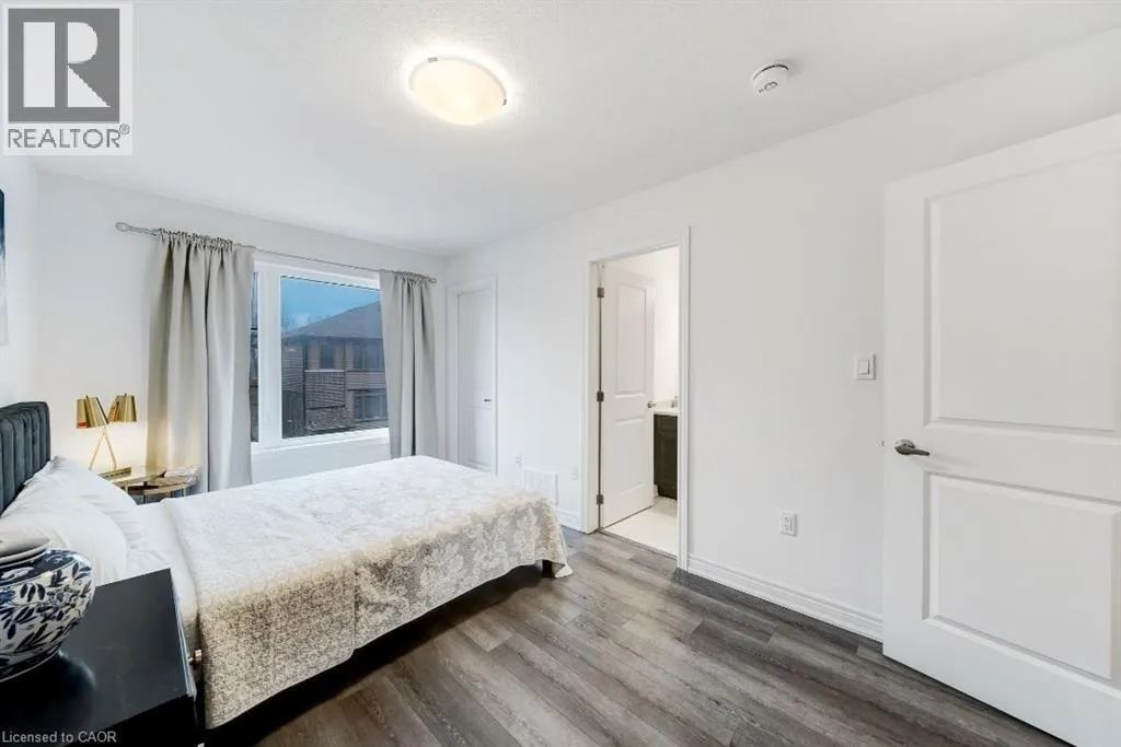 120 COURT Drive Unit# 44, #44