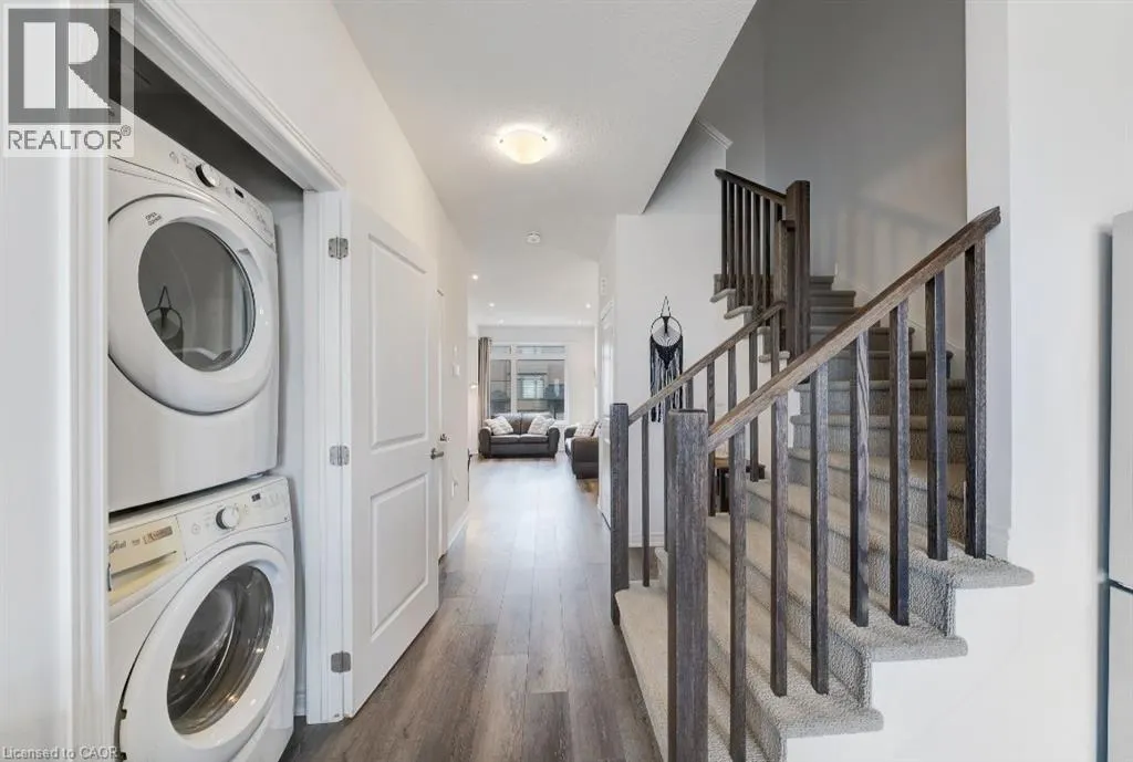 120 COURT Drive Unit# 44, #44