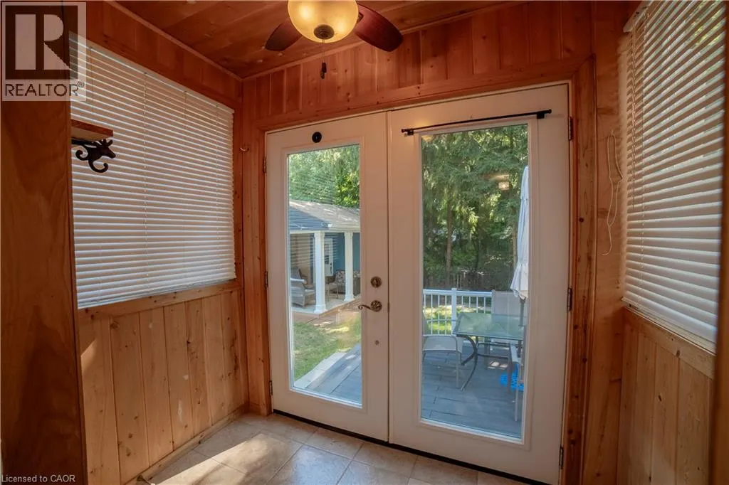 12 MAPLE Avenue