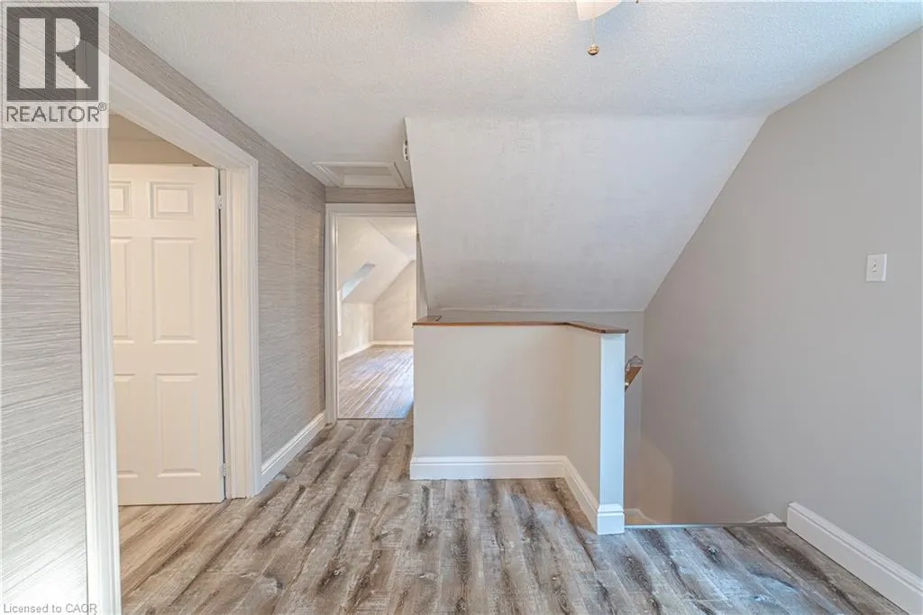 12 MAPLE Avenue