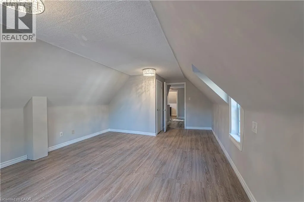 12 MAPLE Avenue