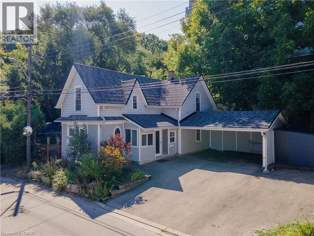 12 MAPLE Avenue