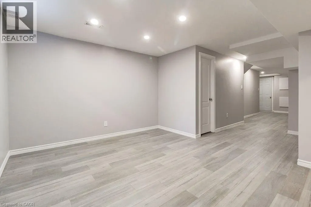 7 PALACEBEACH Trail