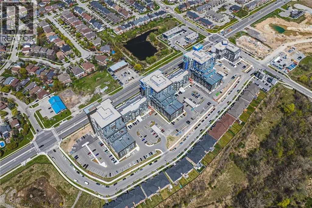 460 DUNDAS Street E Unit# 327, #327