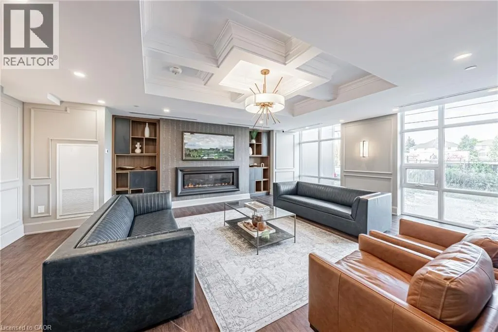 460 DUNDAS Street E Unit# 327, #327