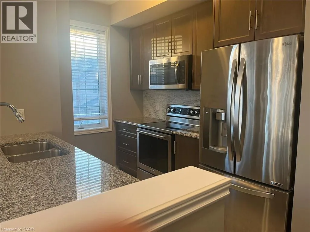 377 CRANBROOK Common