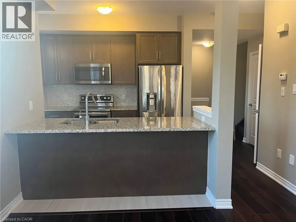 377 CRANBROOK Common