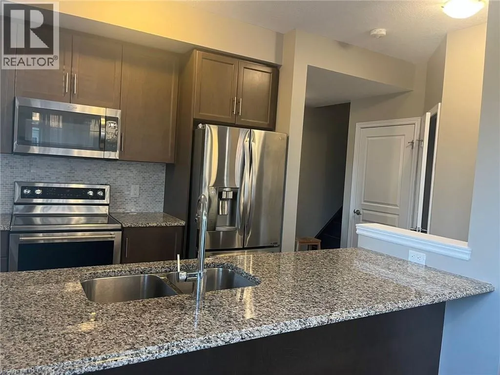 377 CRANBROOK Common