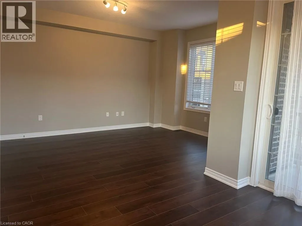 377 CRANBROOK Common