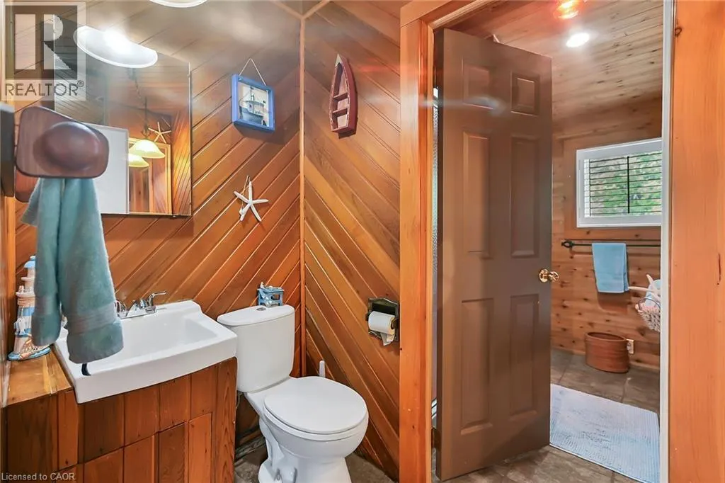 271 BLUE WATER Parkway
